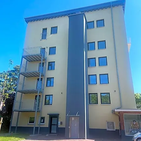 City Apartments Wilhelmshaven Apartmanhotel 4*